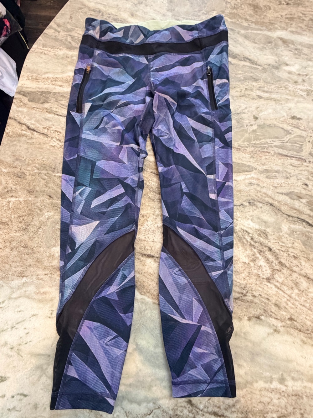 lululemon Run Inspire Crop II Size 8 Blue Purple Mesh Leggings